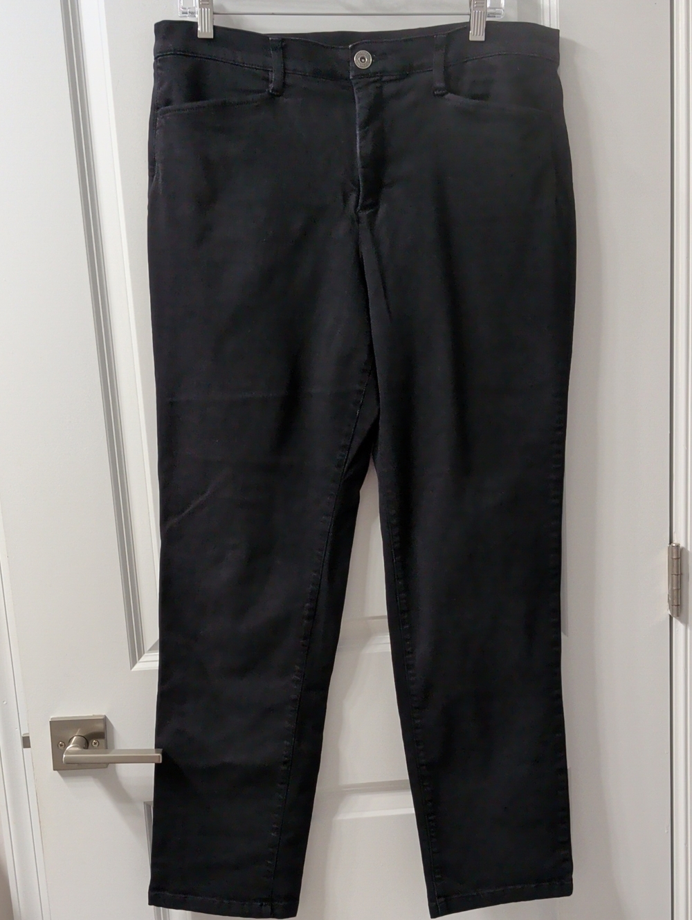 Women’s Black Stretch Jeans
